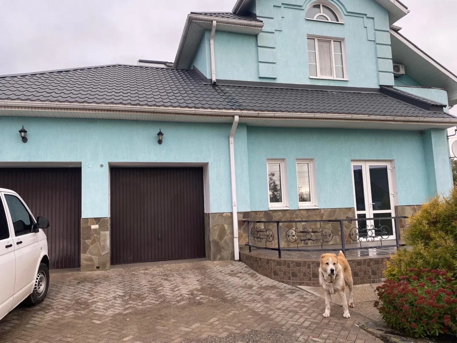 Будинок, Кам'янка: у центрі, літня кухня з каміном, басейн і сауна - фото 1