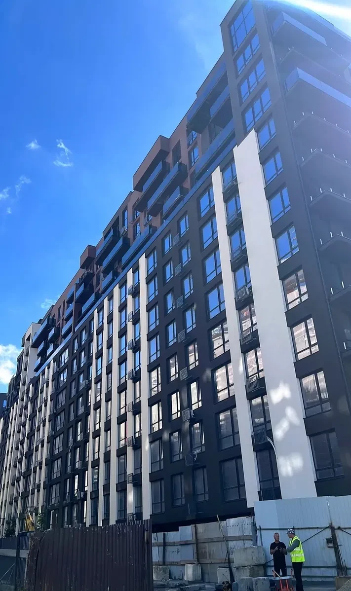 3-комнатная квартира в ЖК Manhattan UP: кухня-студия, балконы