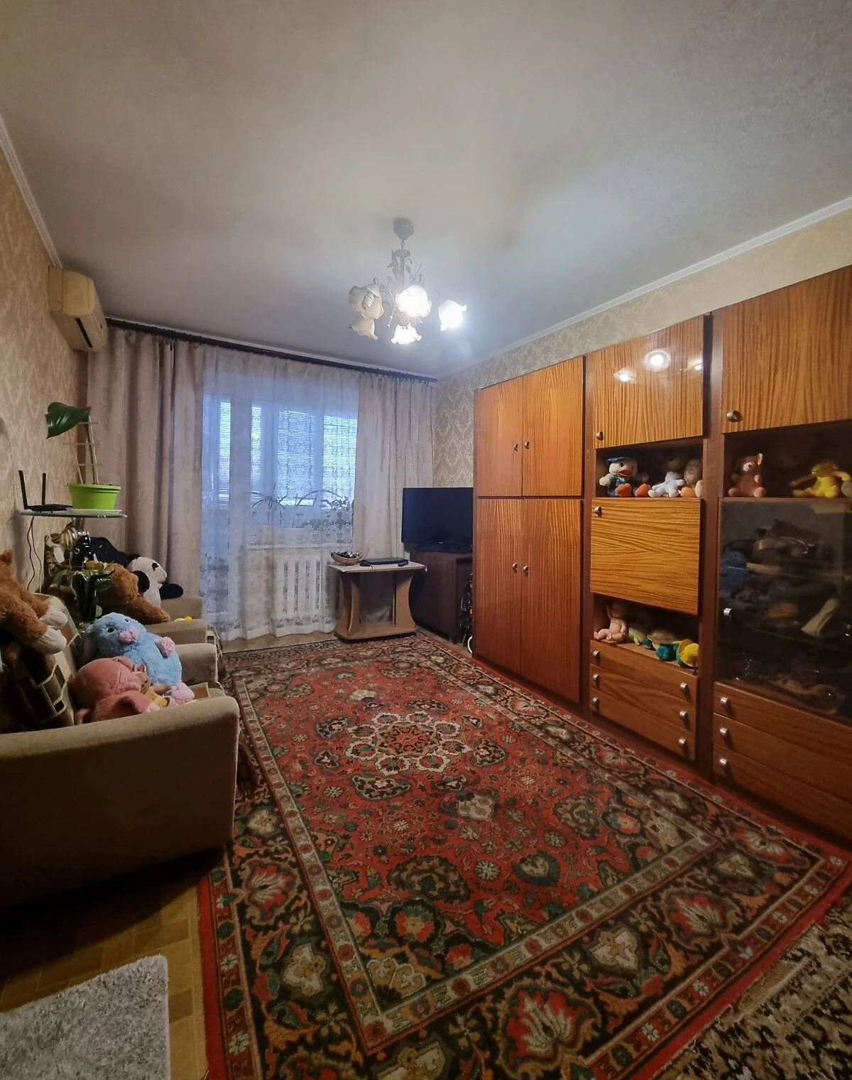 2-кімнатна квартира, масив Парус: косметичний ремонт, панельні стіни - фото 3
