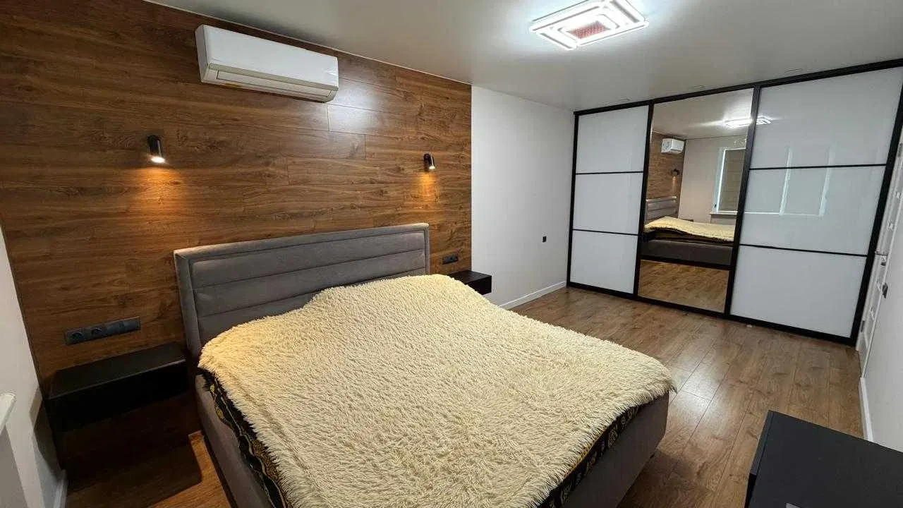 2-кімнатна квартира у ЖК Дніпровська Брама: вид на парк, газовий котел - фото 1