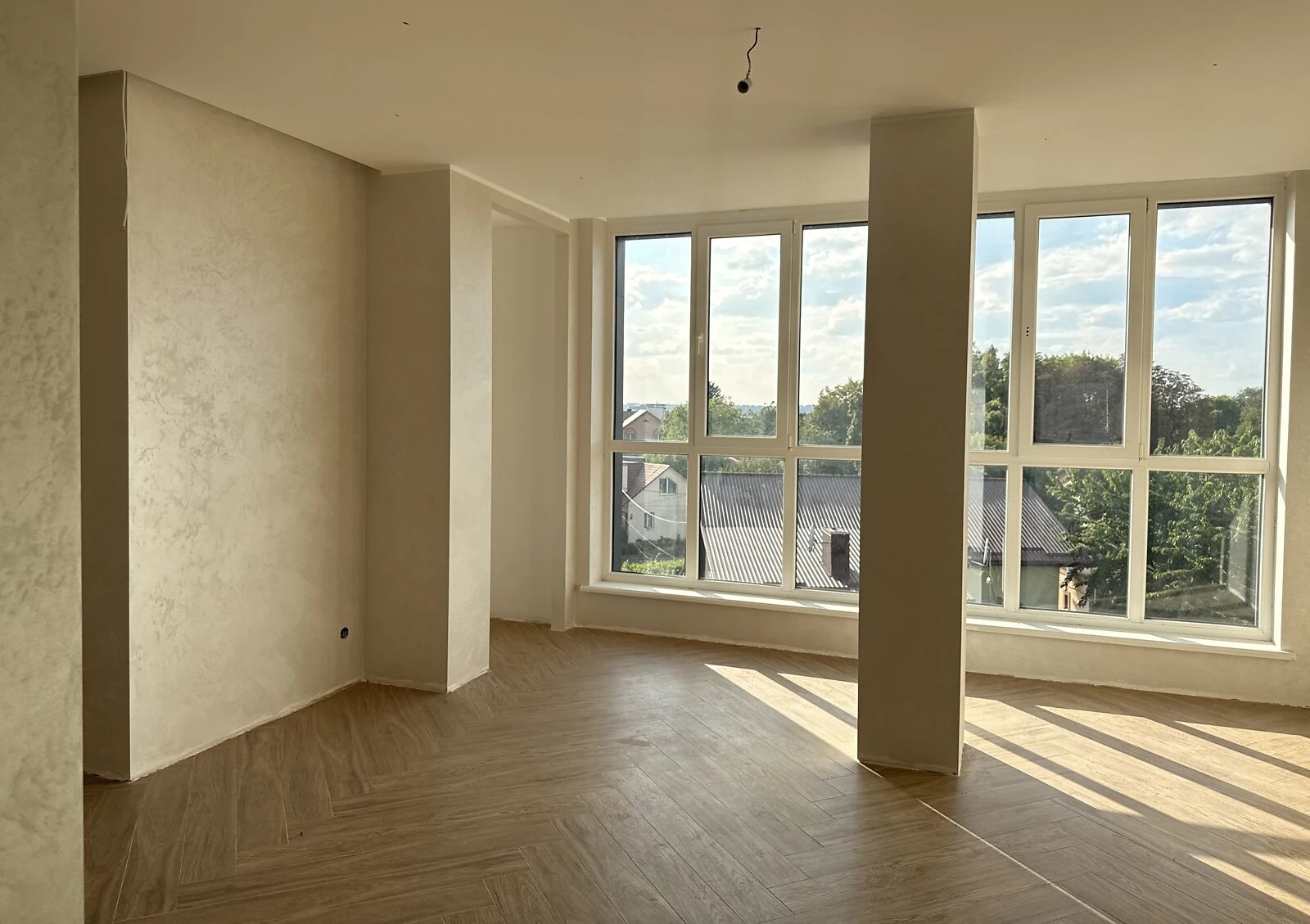 2-кімнатна квартира, Політон: кухня-студія, дизайнерський ремонт - фото 2