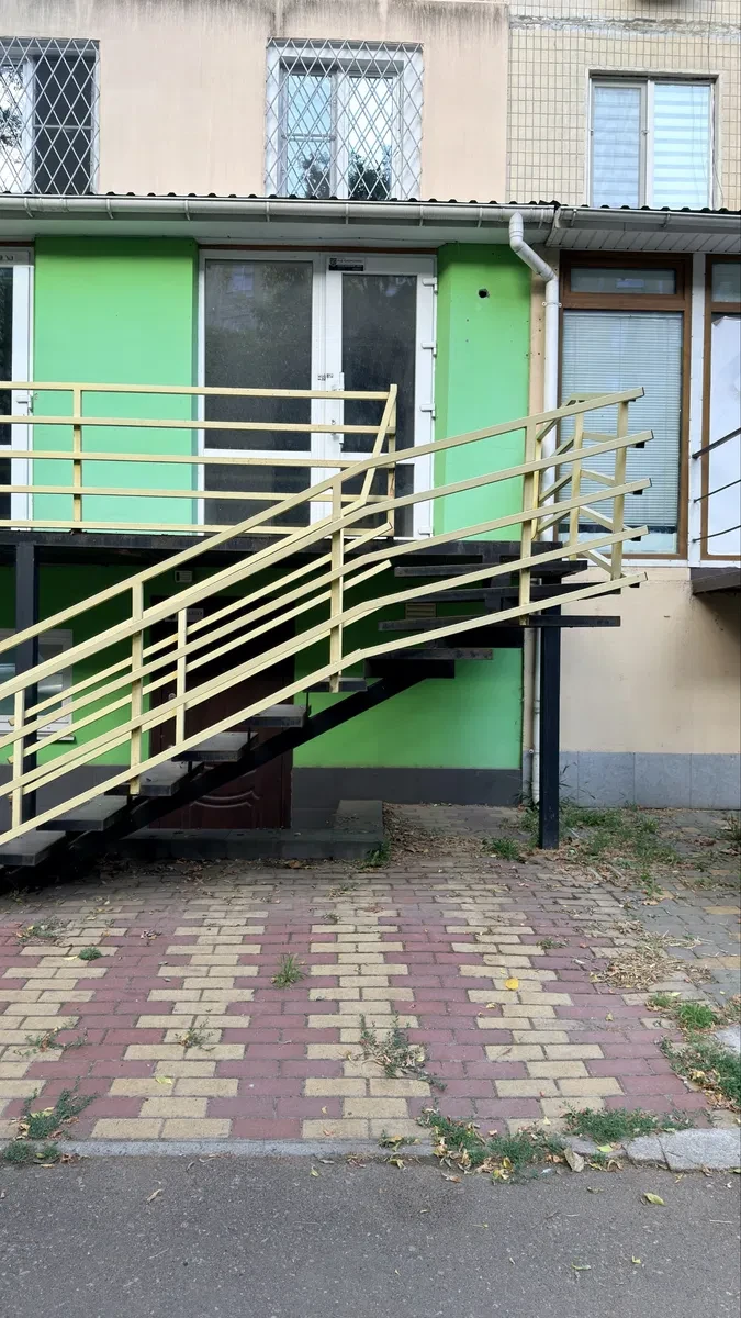 Помещение, Киевский: фасад 25 м, санузел, панорамные окна, фото 2