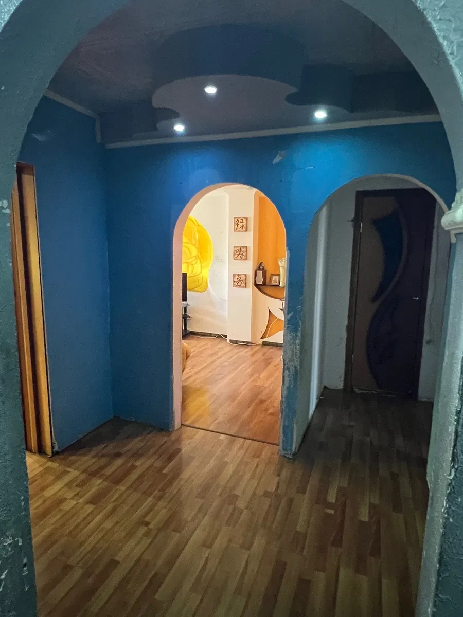 3-комнатная квартира, Павлоград: у медицинского колледжа, торг - фото 1