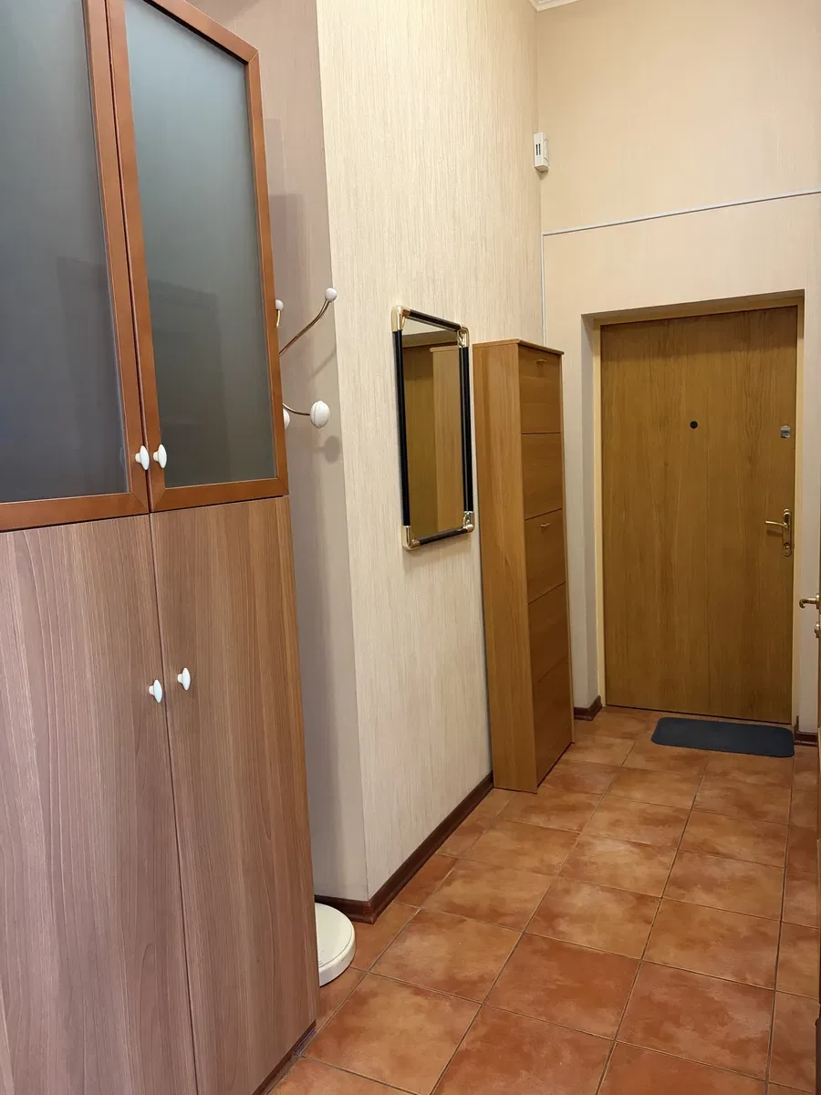 1-кімнатна квартира, Печерський: історичний центр, італійські меблі - фото 1