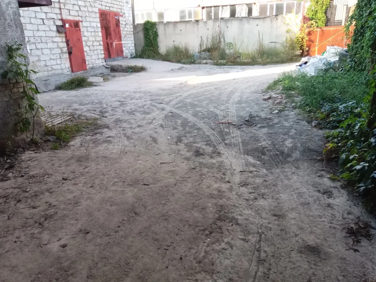 Приміщення, Суми: 380 В, малярна камера, оглядова яма - фото 2
