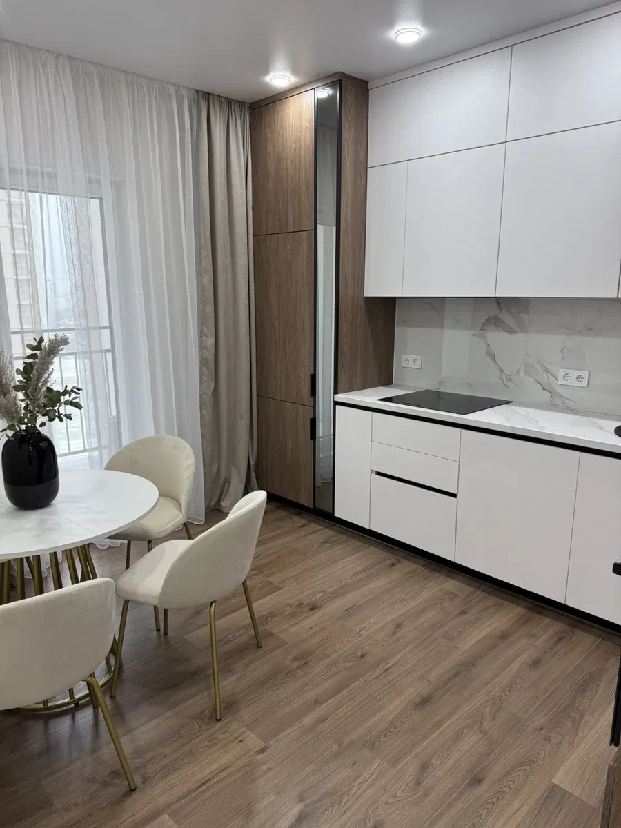 1-кімнатна квартира у ЖК 60 Жемчужина: генератор, паркінг - фото 1