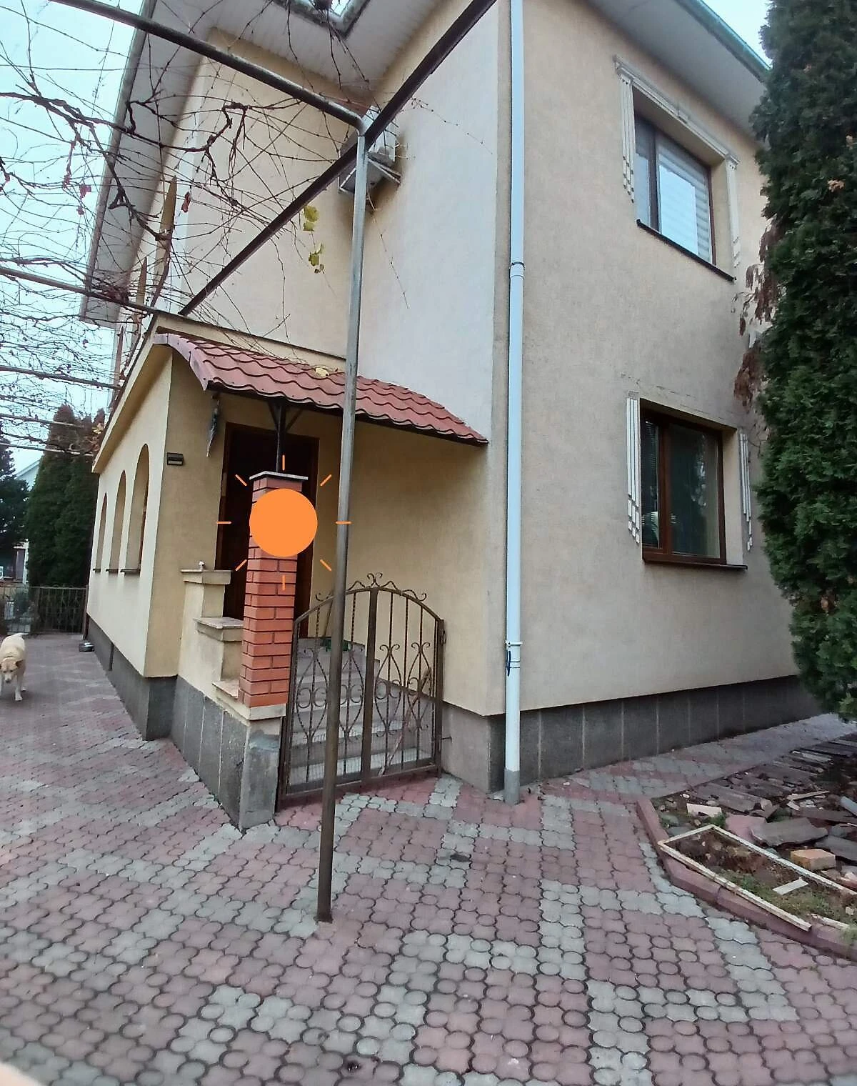 Будинок, Свепомоц: ділянка 600 соток, бесідка, басейн