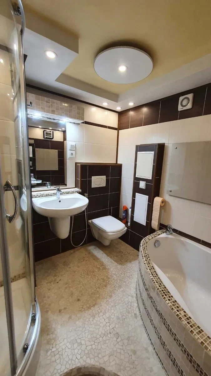 2-кімнатна квартира, Паперова фабрика: вид на Тетерів, авторський ремонт - фото 2