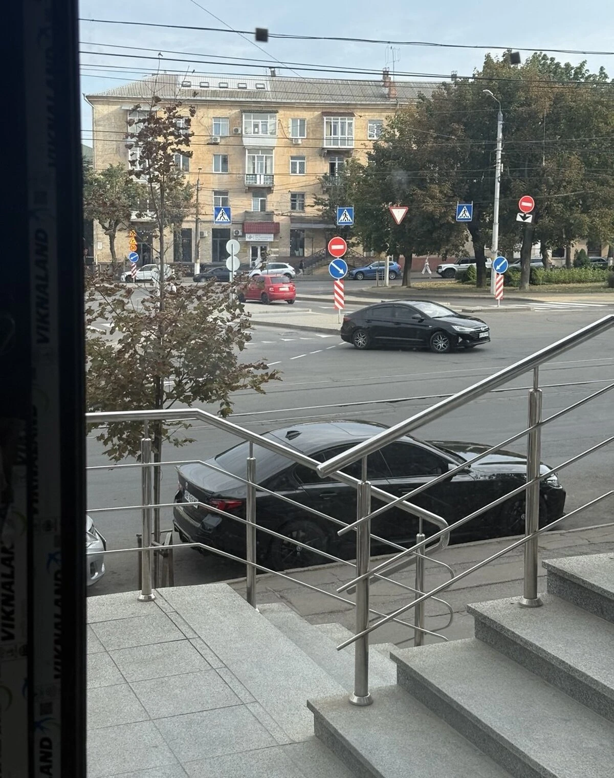 Офіс, Центр: торгово-офісний центр, відкрита стоянка, фото 5