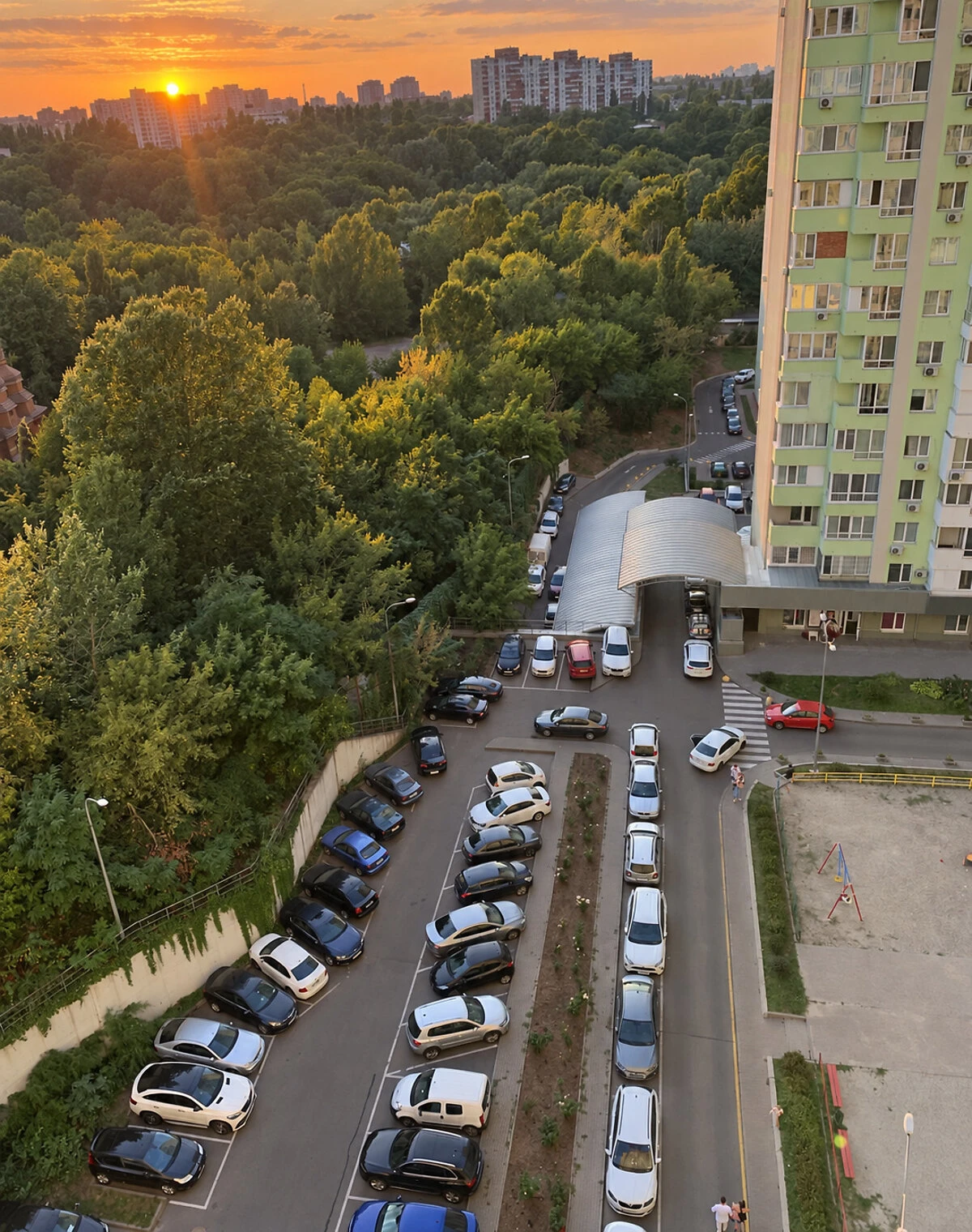 2-комнатная квартира, Отрадный: дизайнерский ремонт, укрытие в доме - фото 2