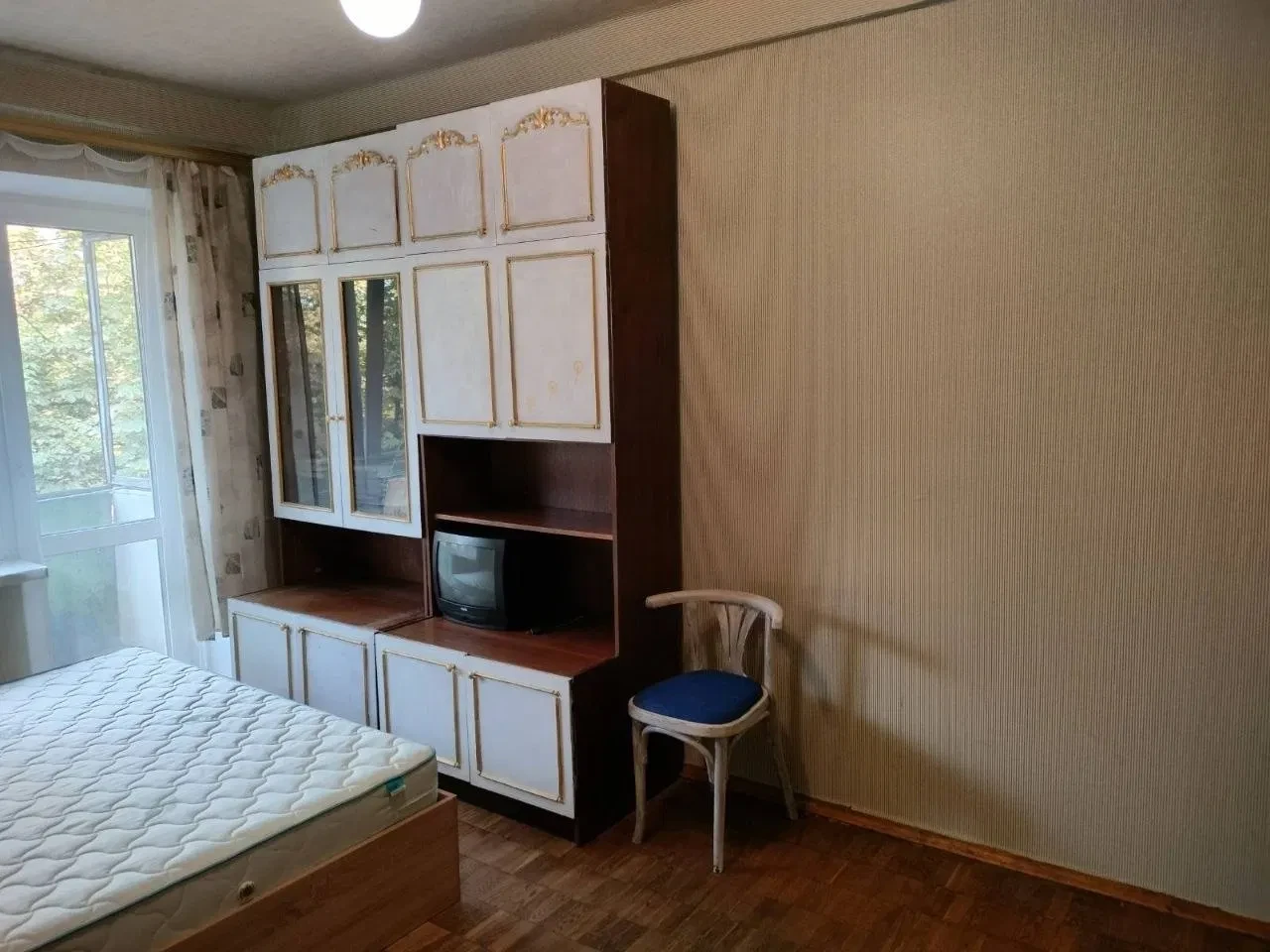 1-кімнатна квартира, Святошинський: газова плита працює без світла - фото 2
