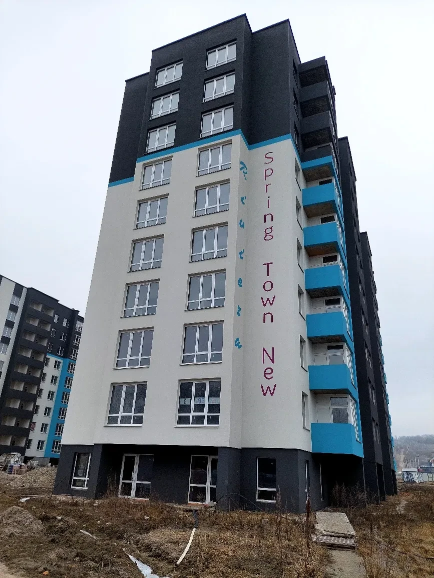 Гараж у ЖК Spring Town New Riviera: перша черга, цокольний поверх - фото 3