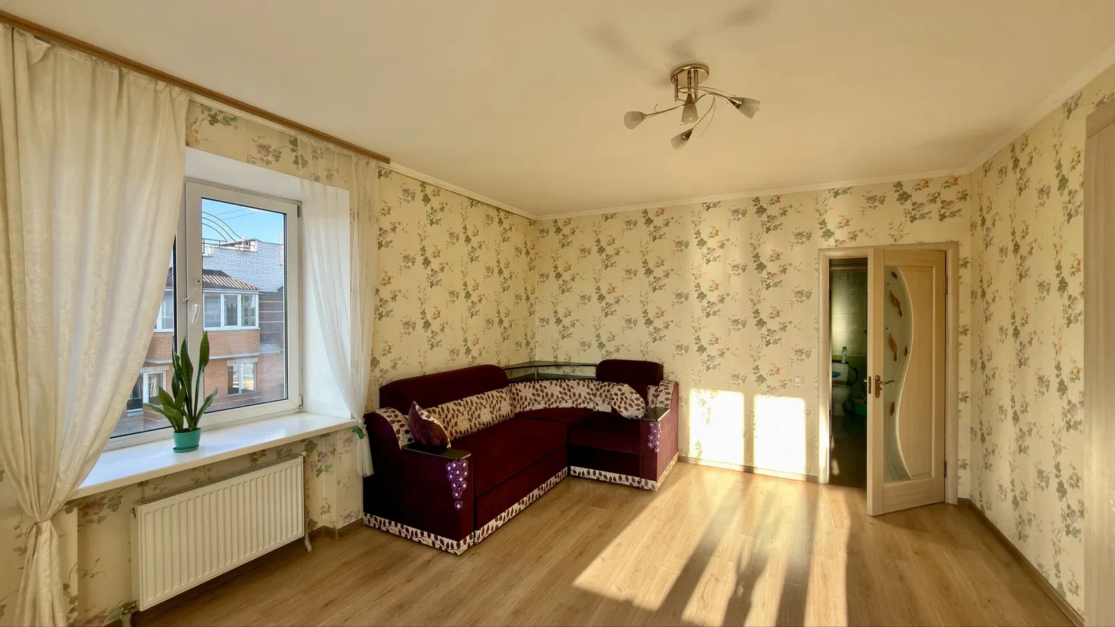 2-кімнатна квартира, Ірпінь: євроремонт, 2 балкони - фото 2