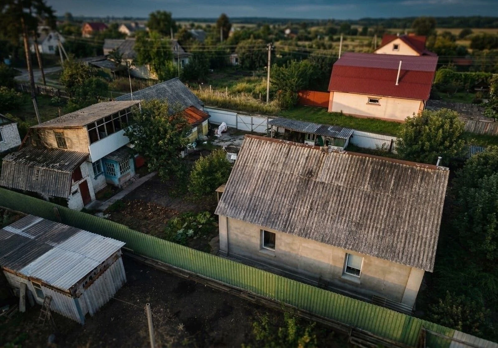 Будинок, Клавдієво-Тарасове: гараж у дворі, город, літня кухня - фото 2