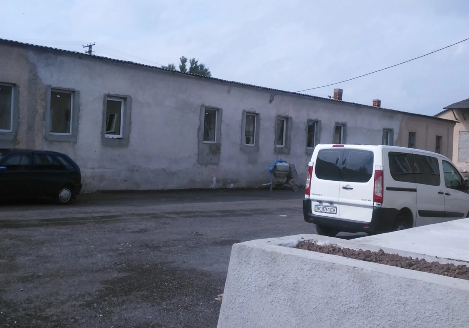 Помещение, Зборов: рампа, автономная котельная, вода без света, фото 5