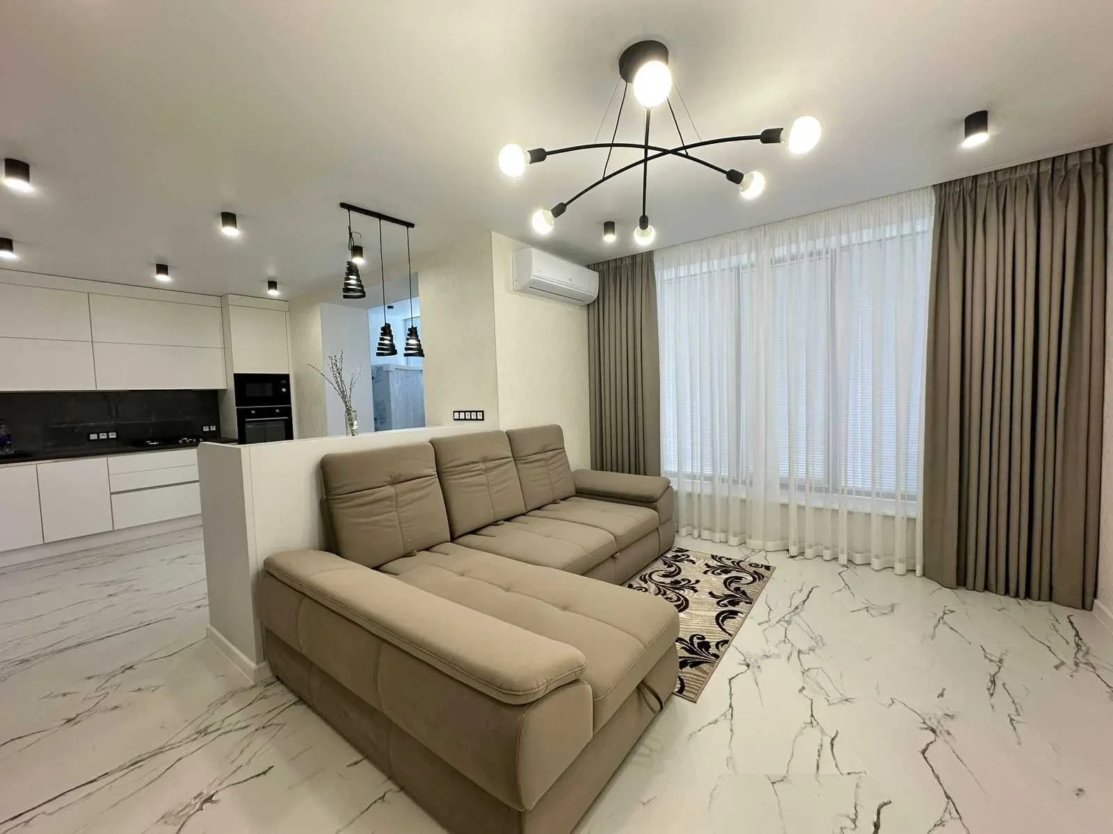 2-кімнатна квартира, Приморський: авторський ремонт, море за 10 хвилин - фото 2