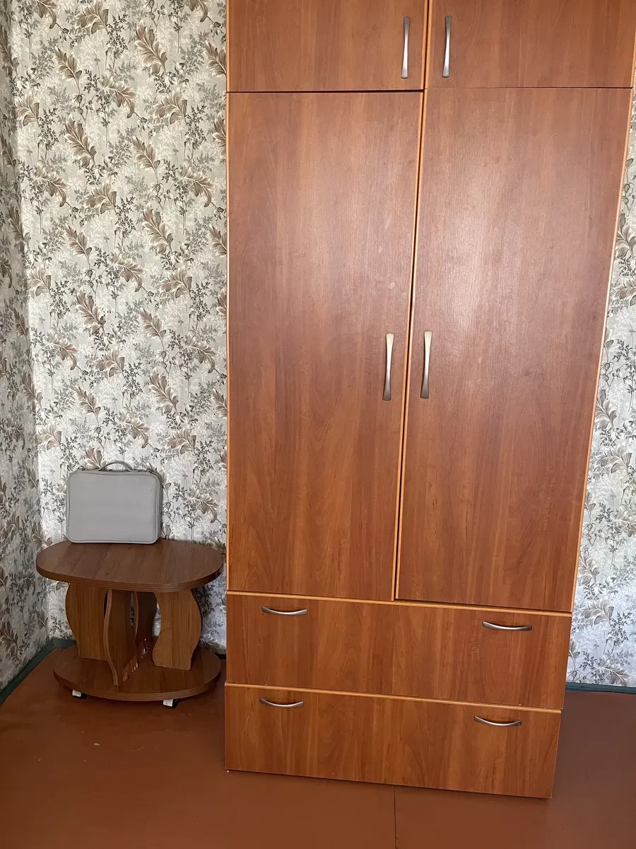 1-кімнатна квартира, Покровський: засклений балкон, бойлер - фото 1