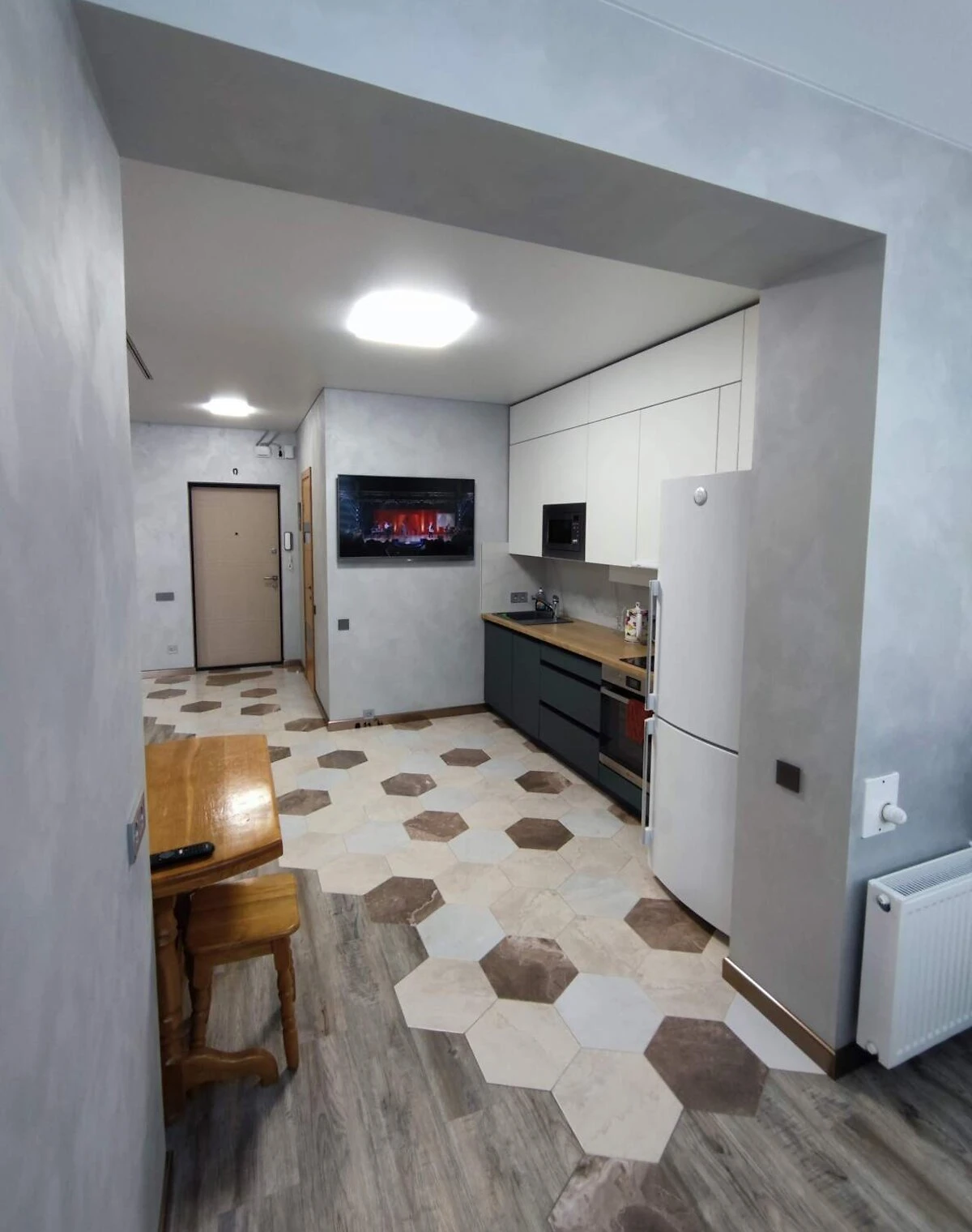 1-кімнатна квартира, Святопетрівське: дизайнерський ремонт, під охороною, фото 5