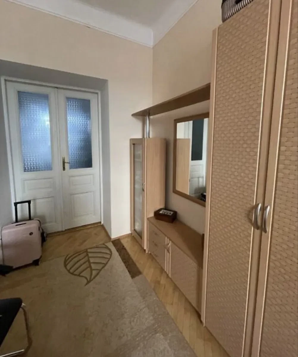 3-кімнатна квартира, Галицький: площа Ринок 2 хв, вид на порохову вежу - фото 3
