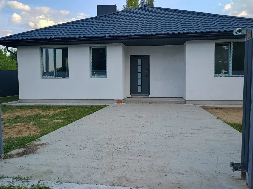 Будинок, Гореничі: кухня-вітальня 39 м², 5 соток, власна котельня