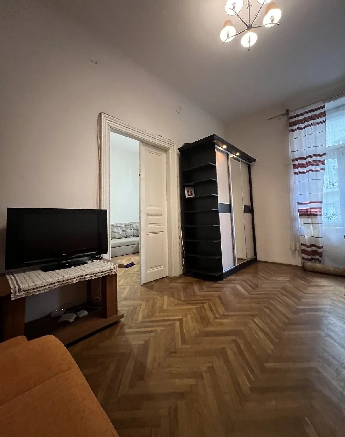 2-кімнатна квартира, Центр: паркомісце, газове опалення - фото 4