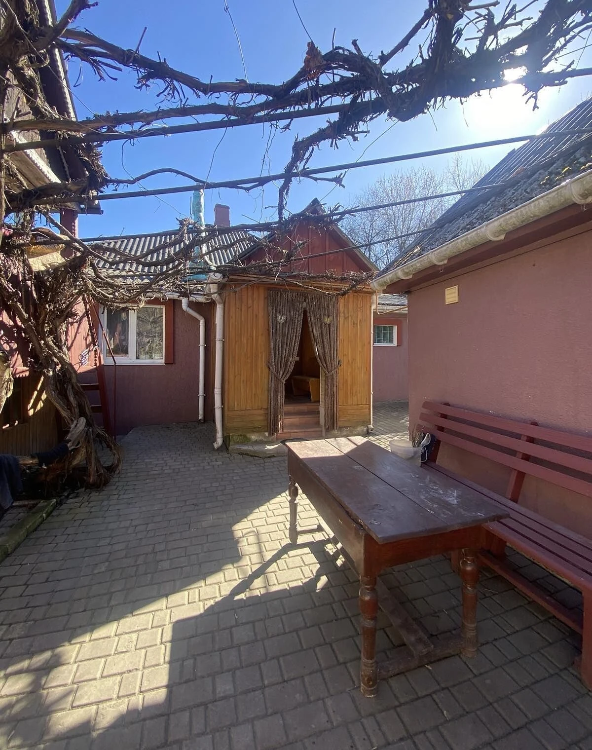 Будинок на вул. Ручейна: гараж із підвалом, літня кухня - фото 4