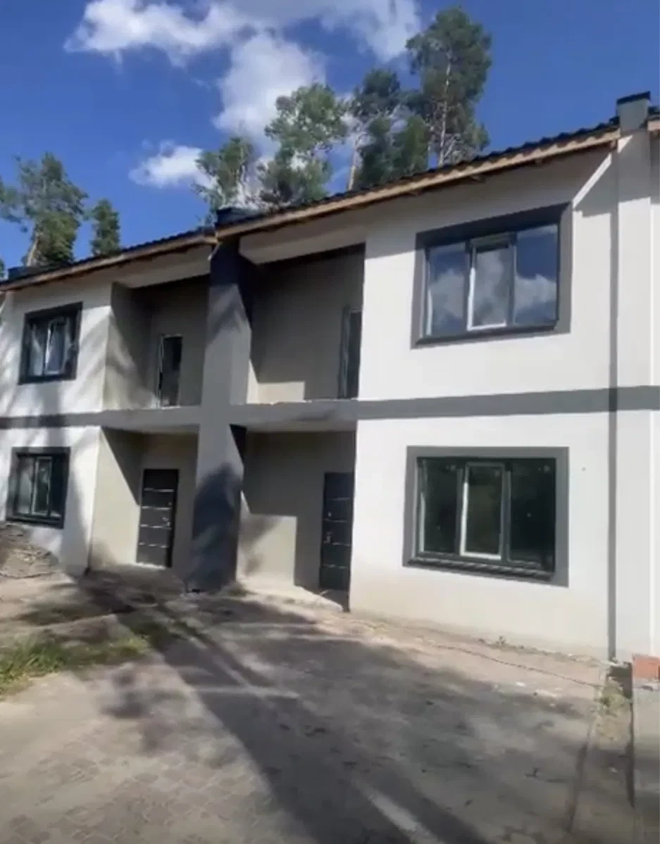 Таунхаус, Ирпень: лесная часть, собственный двор, парковка, фото 5