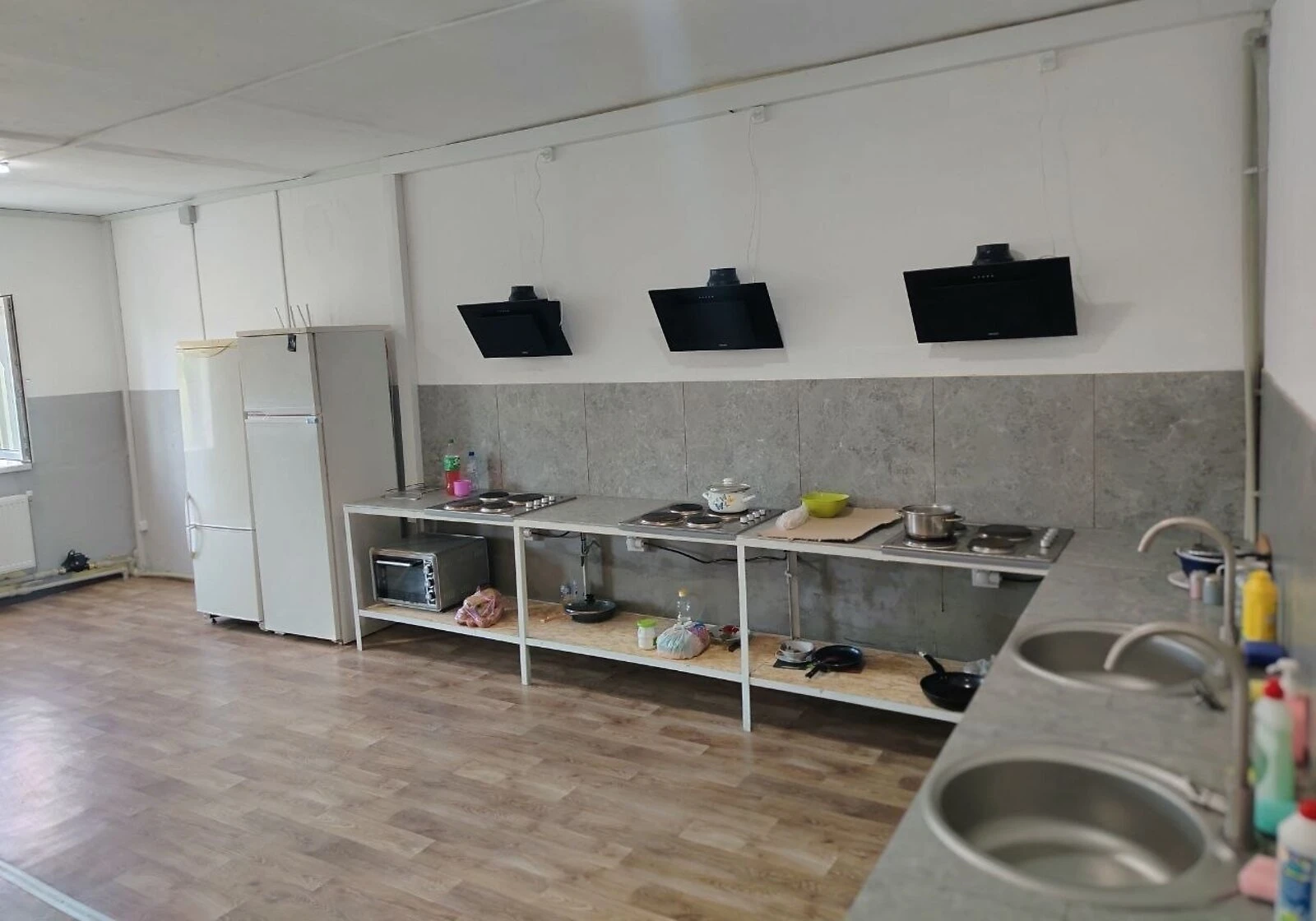 Комната, Тростянец: косметический ремонт, охрана территории, фото 4