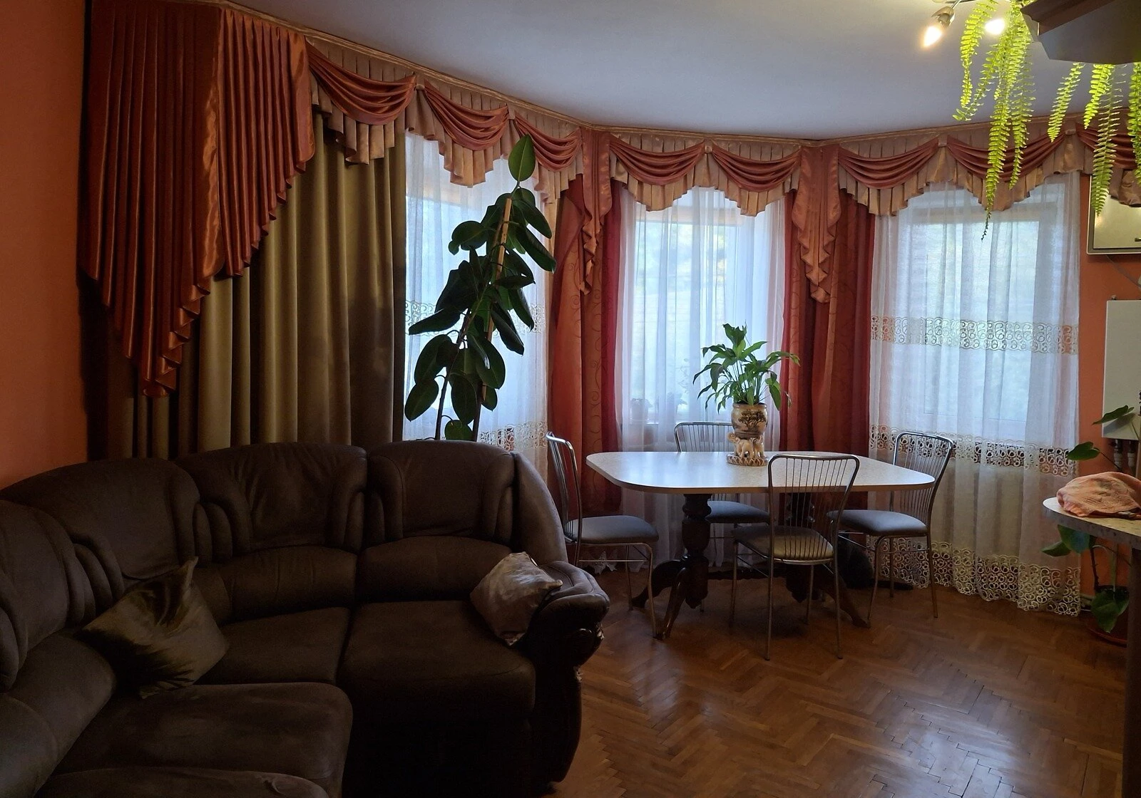 Часть дома, Крошня: кухня 25 м², сад, летняя кухня, фото 4