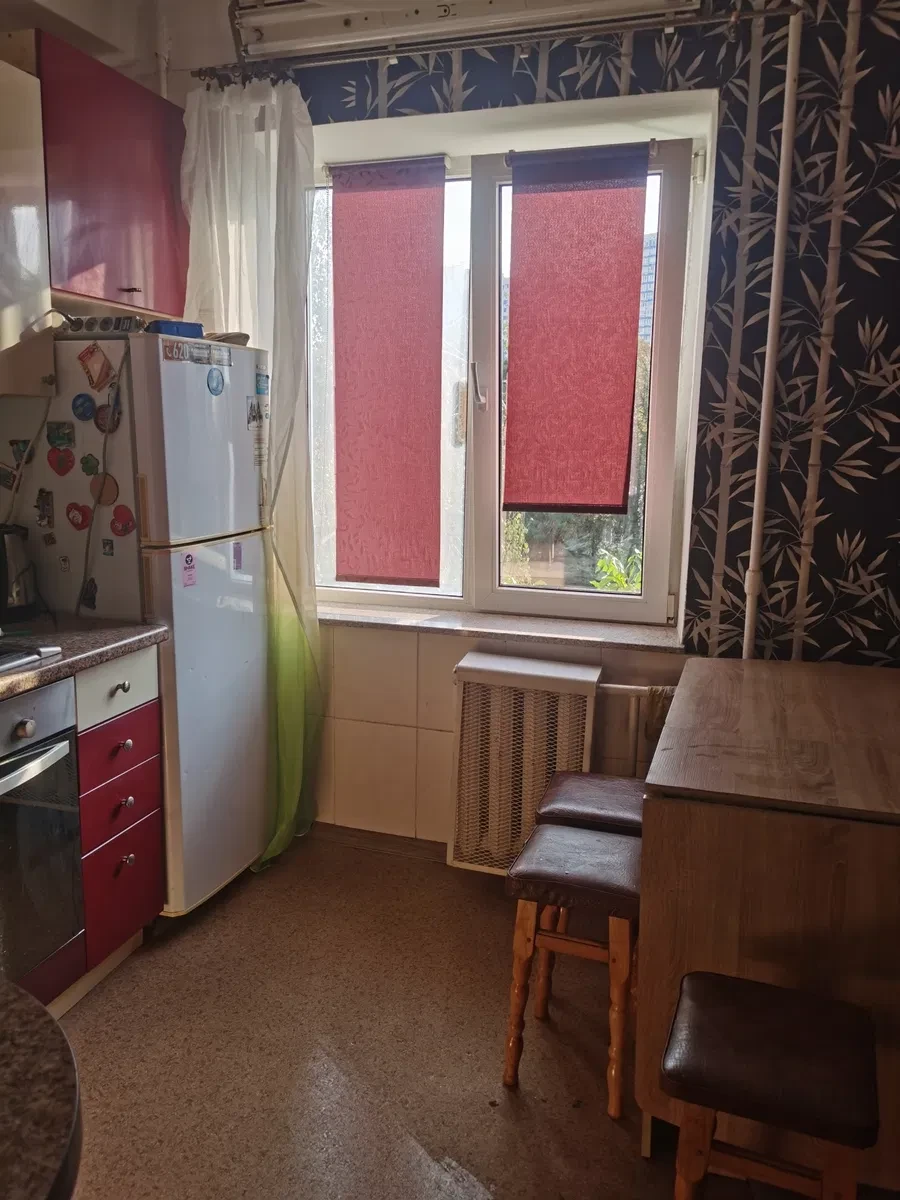 3-кімнатна квартира, Шевченківський: у парку, опалення та вода без світла, фото 2