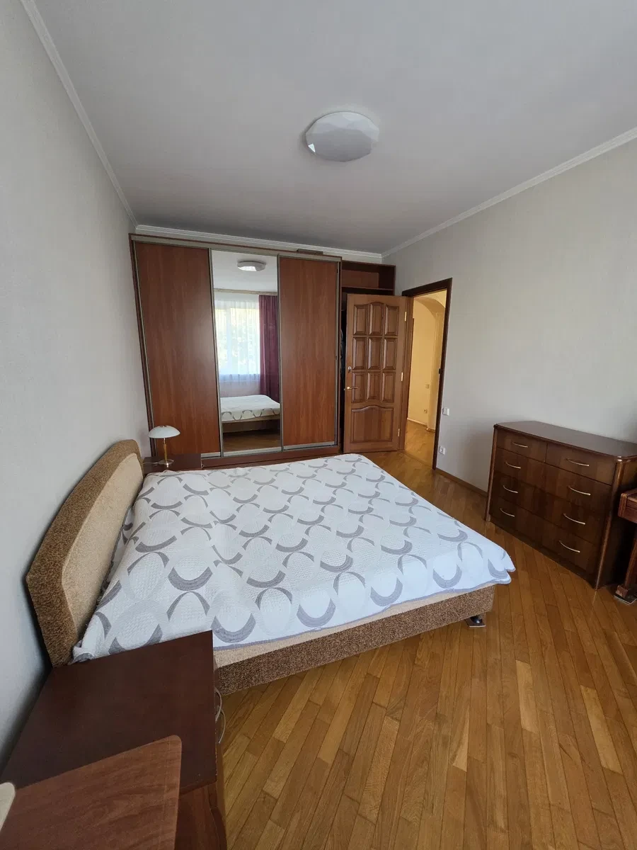 3-кімнатна квартира, Вознесенівський: готовий ремонт, меблі й техніка - фото 3