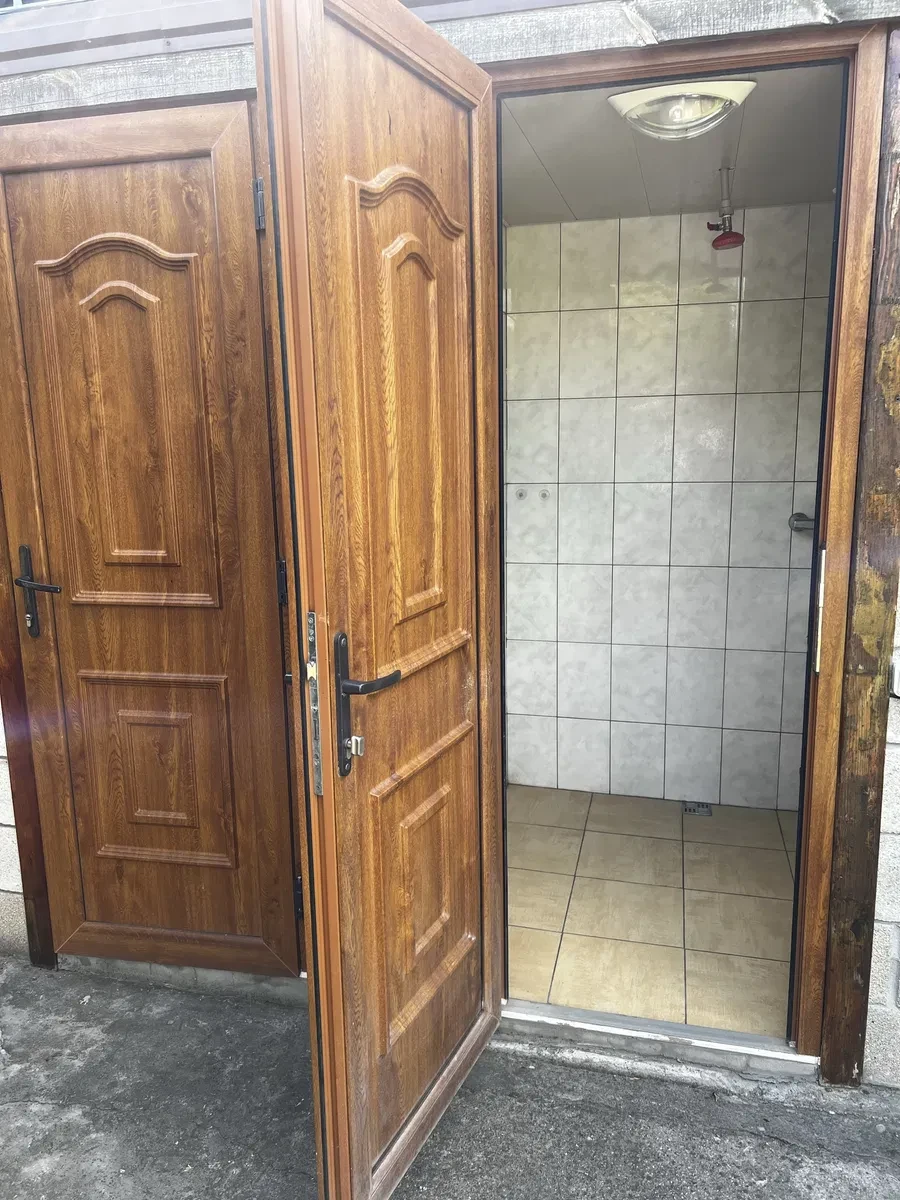 Котедж, Єлизаветівка: біля Голубого озера, власний пляж - фото 5