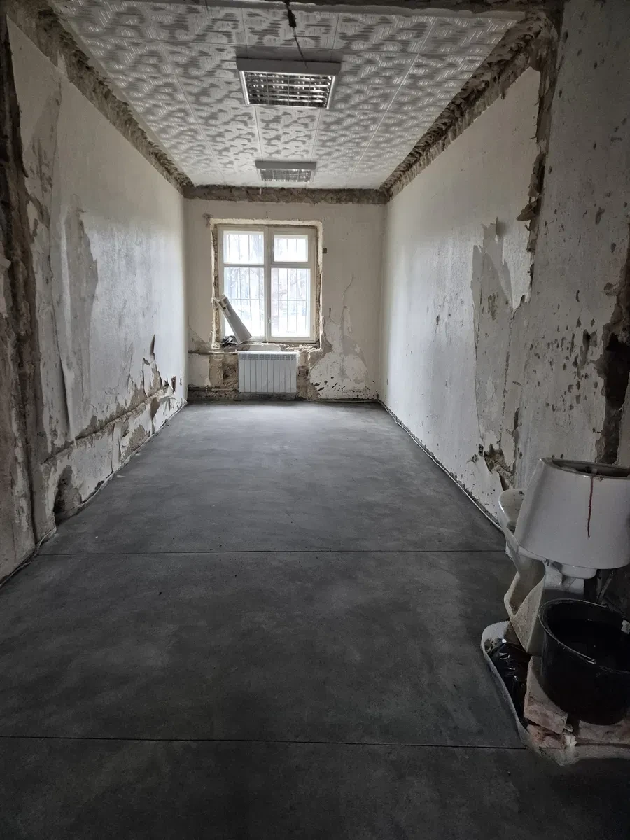 3-кімнатна квартира, Центрально-Міський: вікна на парк, зупинки за 50 м, фото 4