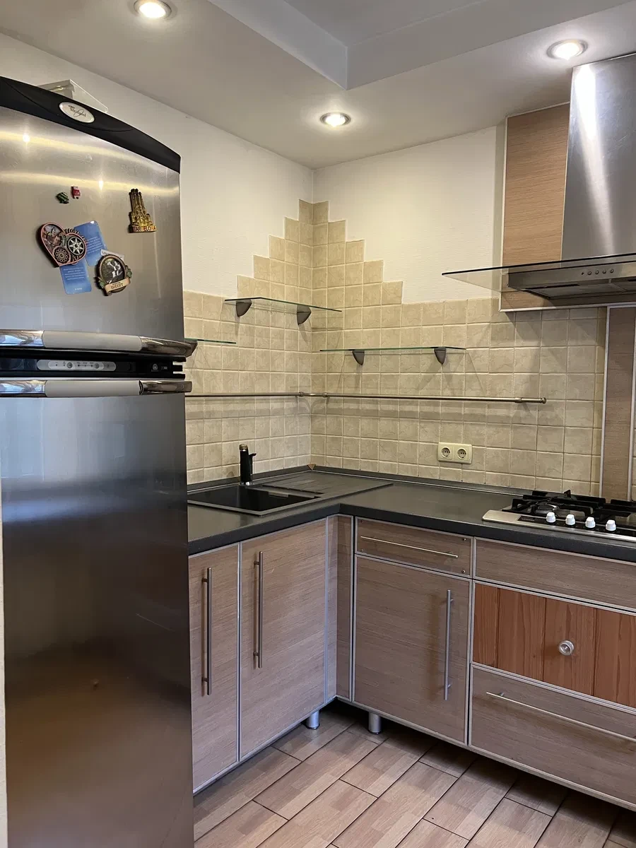 2-кімнатна квартира, Центральний: автономне опалення, фото 3