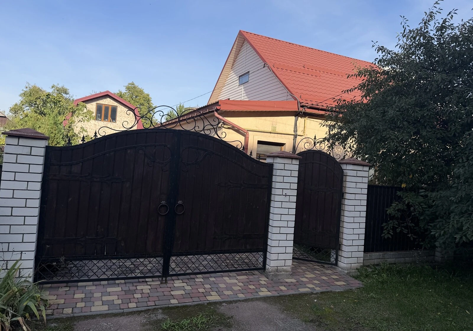 Частина будинку, Ковельський: гараж у дворі, бесідка - фото 2