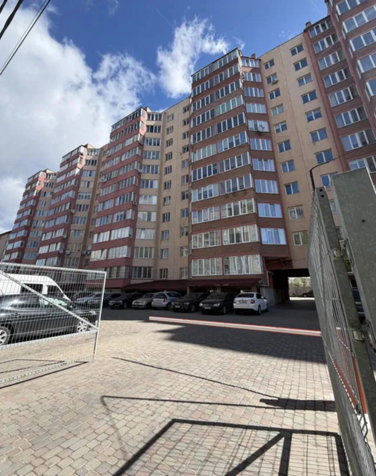 2-кімнатна квартира, Львів: новобудова, два санвузли - фото 2