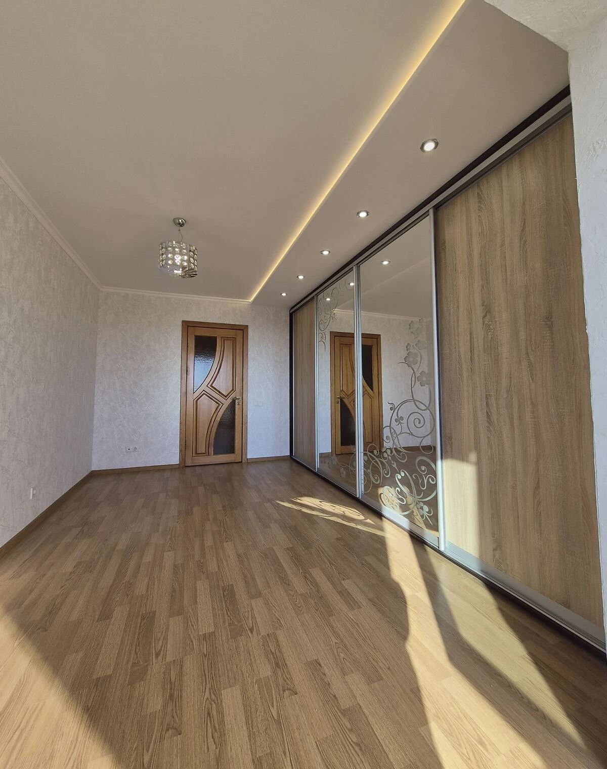2-кімнатна квартира, 33 мікрорайон: єВідновлення, розстрочка - фото 2