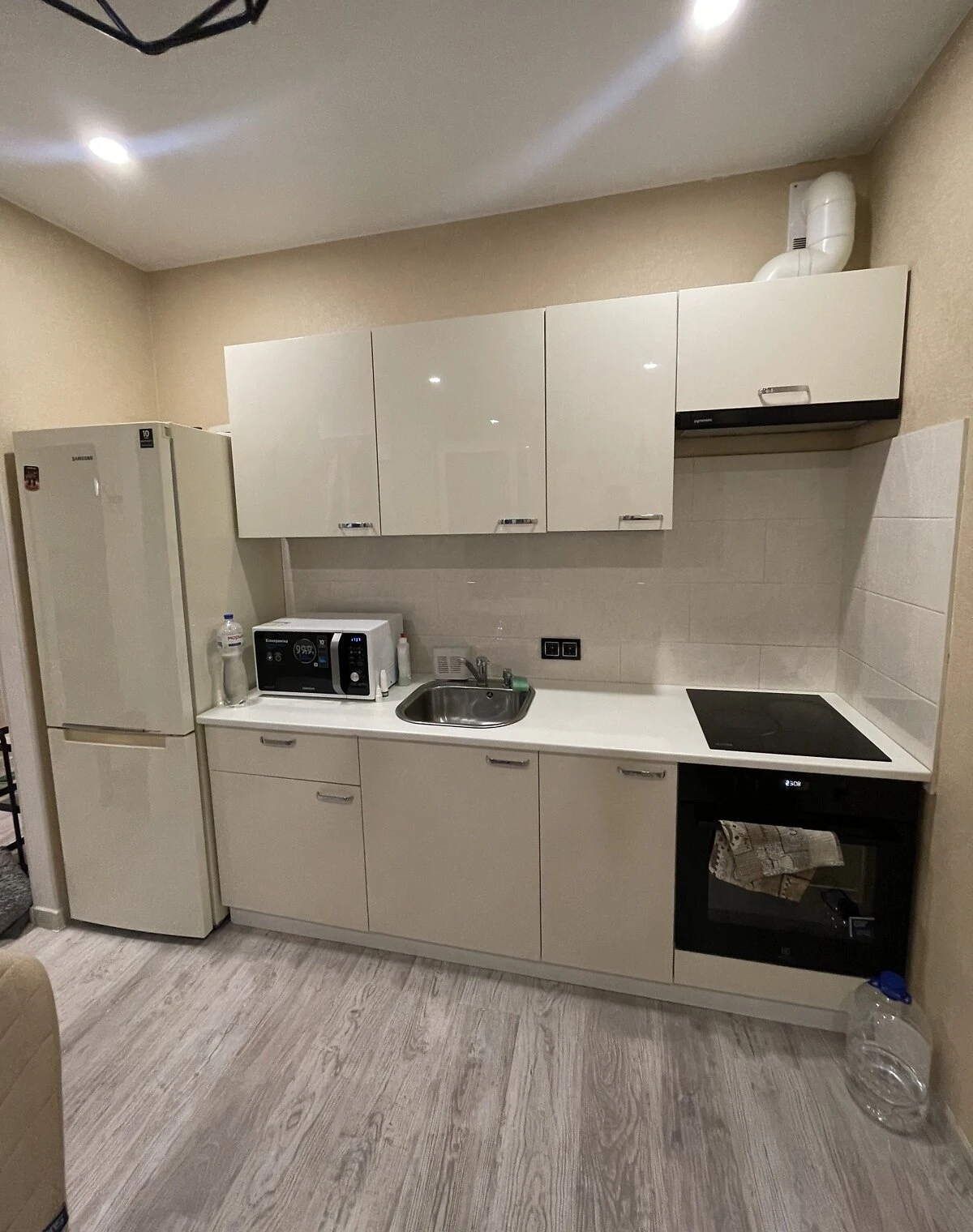 1-кімнатна квартира, Теремки-1: кухня-студія, євроремонт, тераса - фото 4