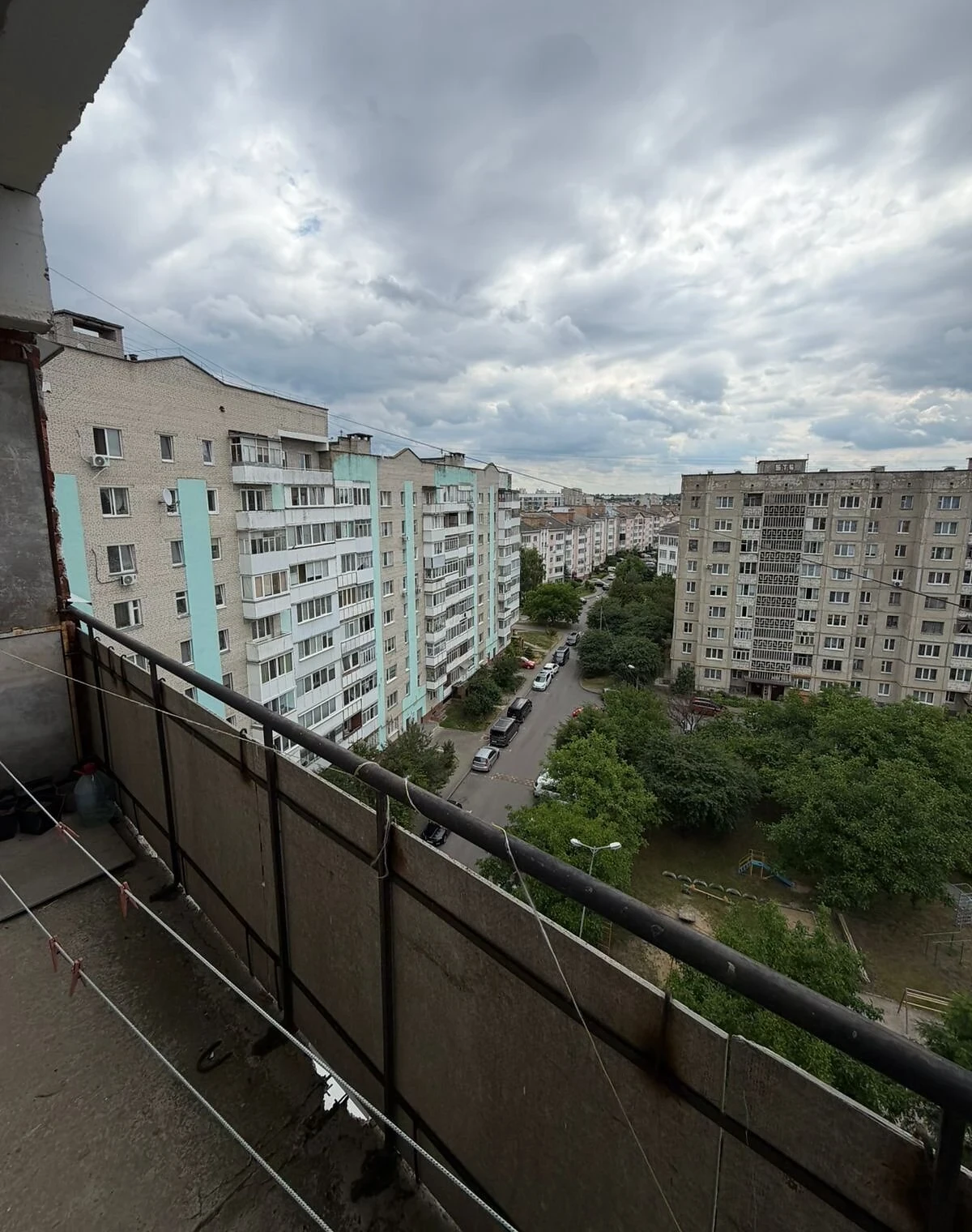 4-кімнатна квартира, 55 мікрорайон: тераса, цегляні стіни - фото 3