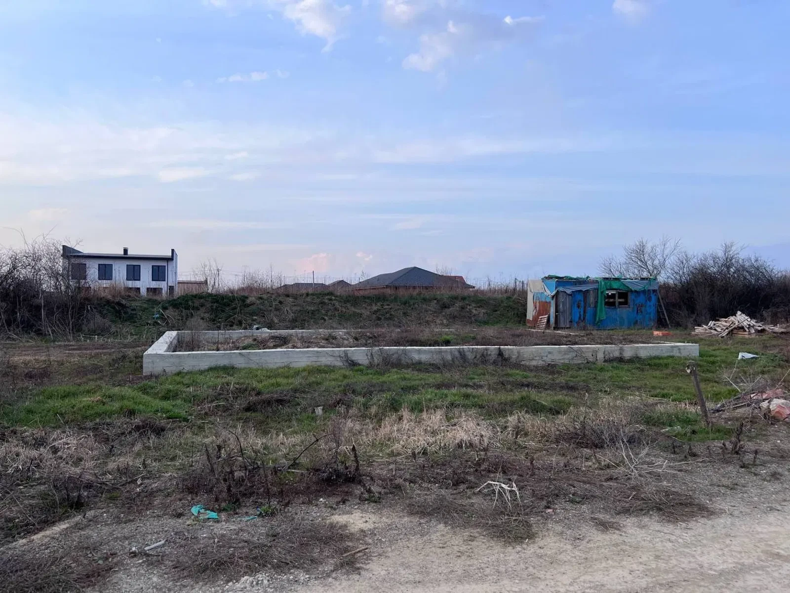 Ділянка 7 соток, Ужгород: фундамент, комунікації, план будинку - фото 3