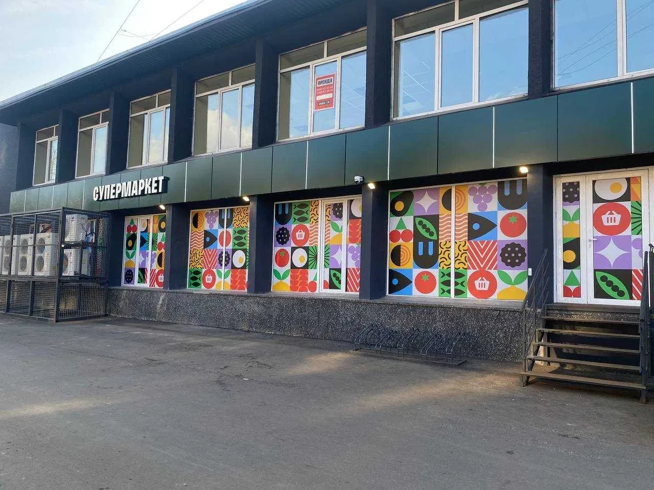 Приміщення, Святошинський: фасадне, мокра точка, паркувальне місце, фото 4