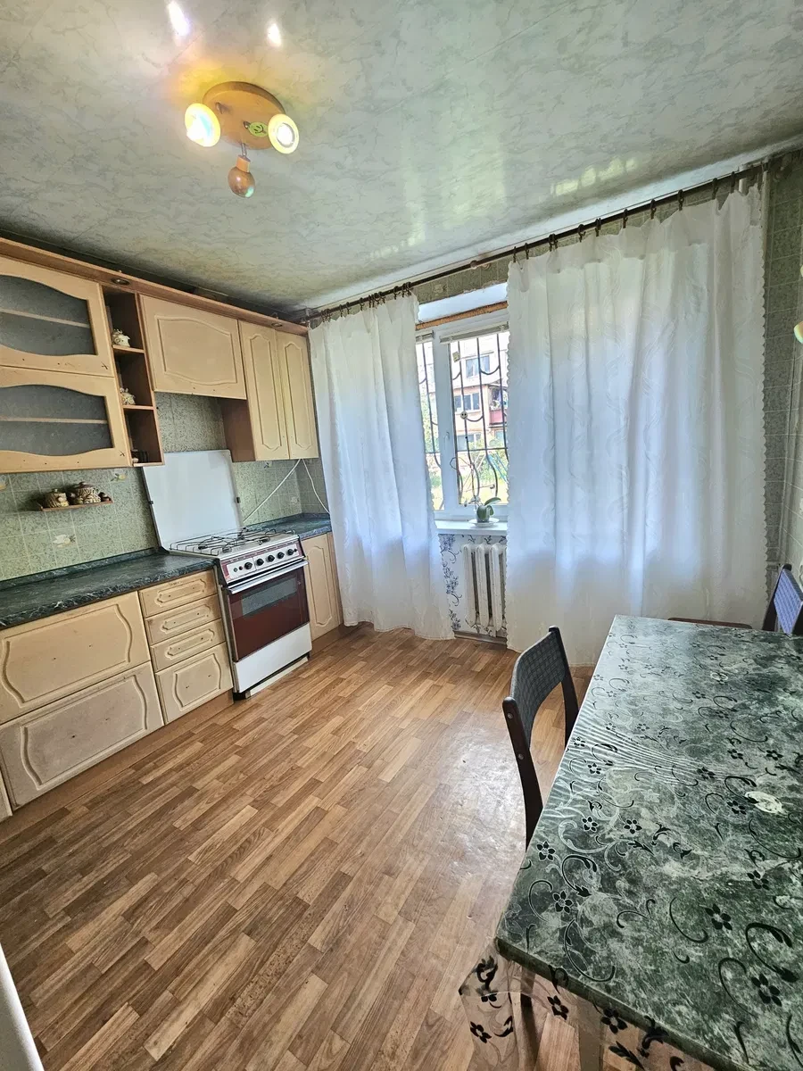 2-кімнатна квартира, Полтава: балкон під добудову, окремі кімнати - фото 1