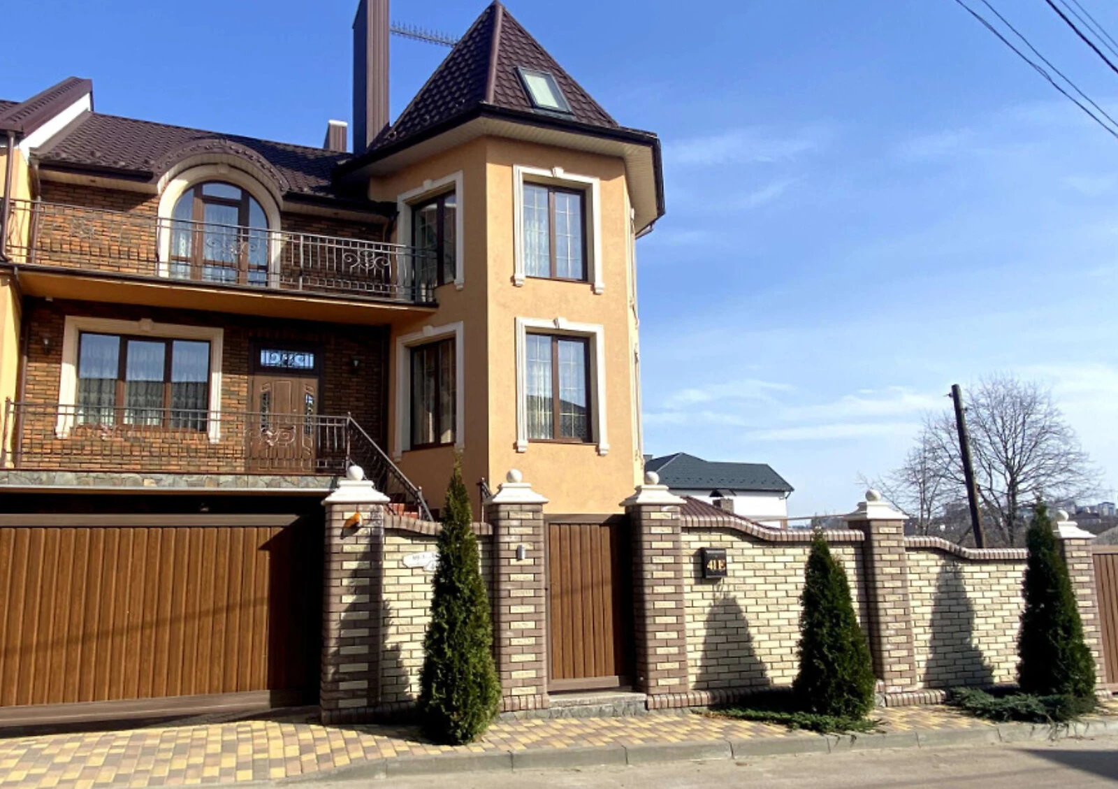 Будинок, Роша: 4 спальні, гараж, бесідка - фото 1