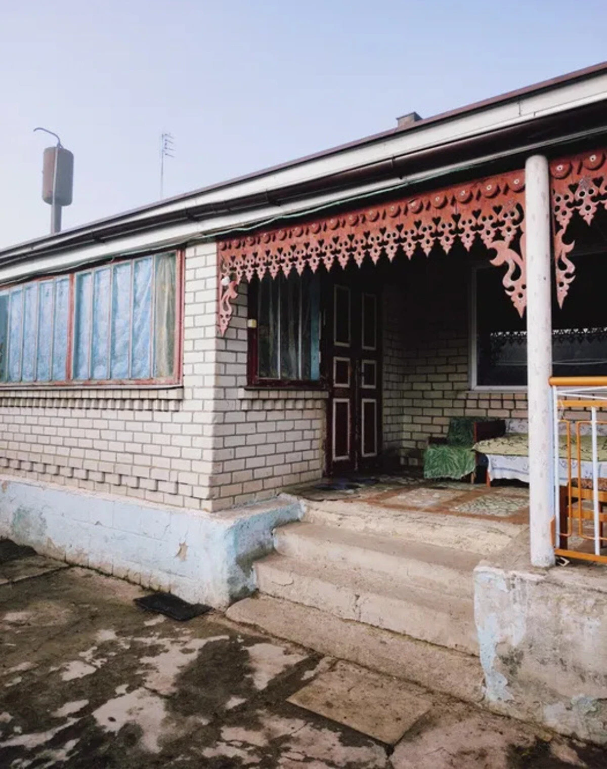 Дом, Світанок: сад, 20 соток, крыша из битумной черепицы - фото 1