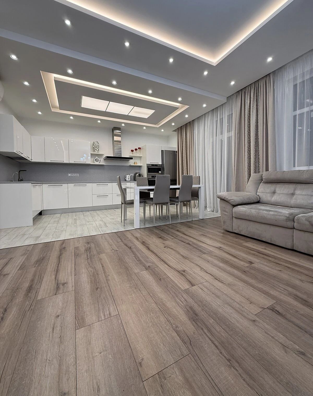 3-кімнатна квартира, Печерський: укриття, паркомісце - фото 2