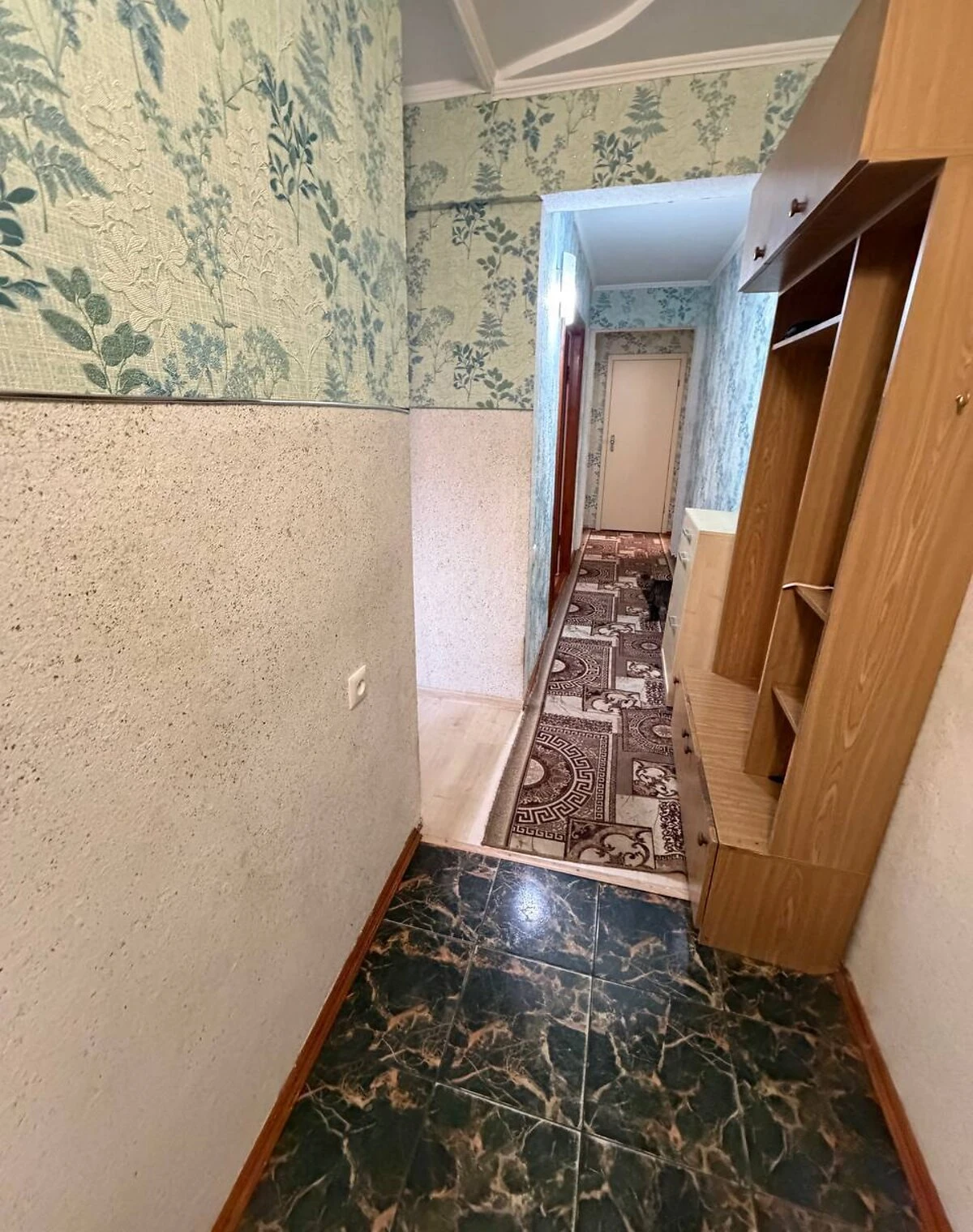 3-комнатная квартира, Бам: косметический ремонт, паркет - фото 1