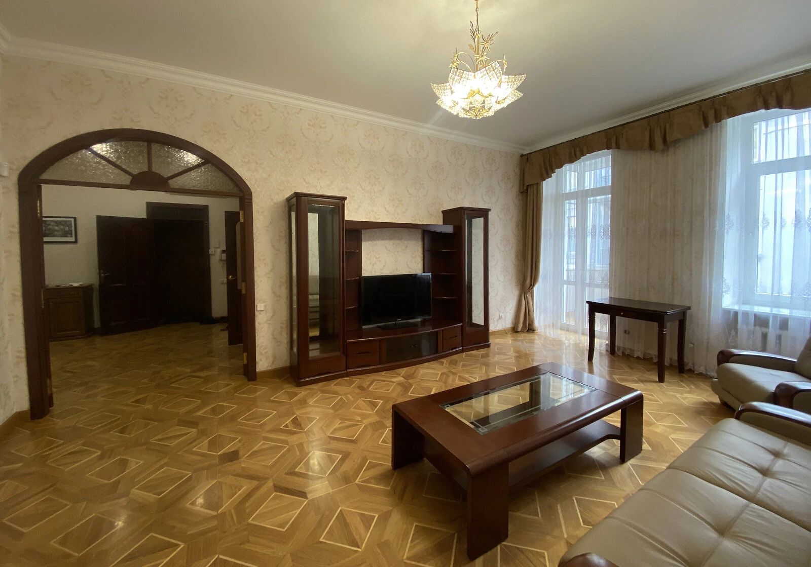 4-кімнатна квартира, Старий Київ: дизайнерський ремонт, паркомісце - фото 3