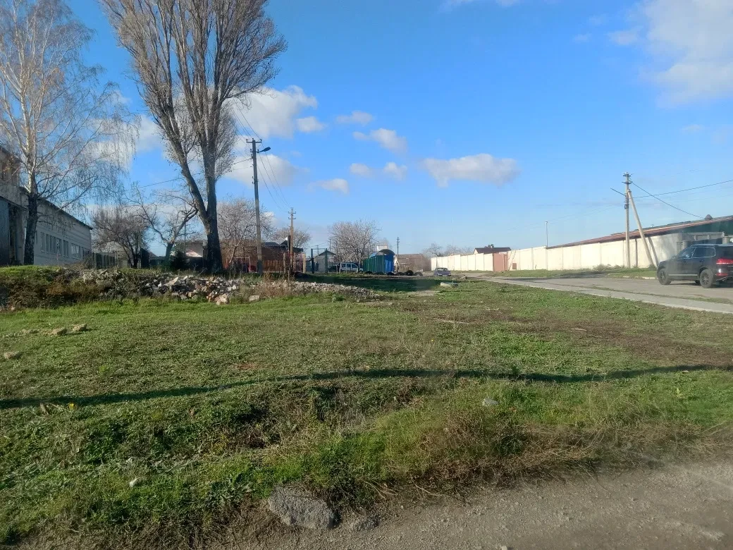 Ділянка 4 соток, Володимирівське: будиночок, електрика і вода цілий рік