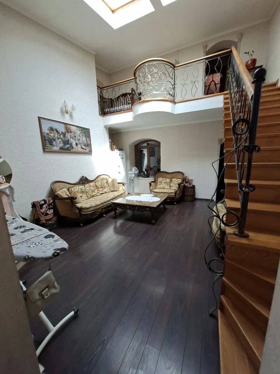 Квартира, Хаджибейський: два рівні, камін, ще одна квартира - фото 2