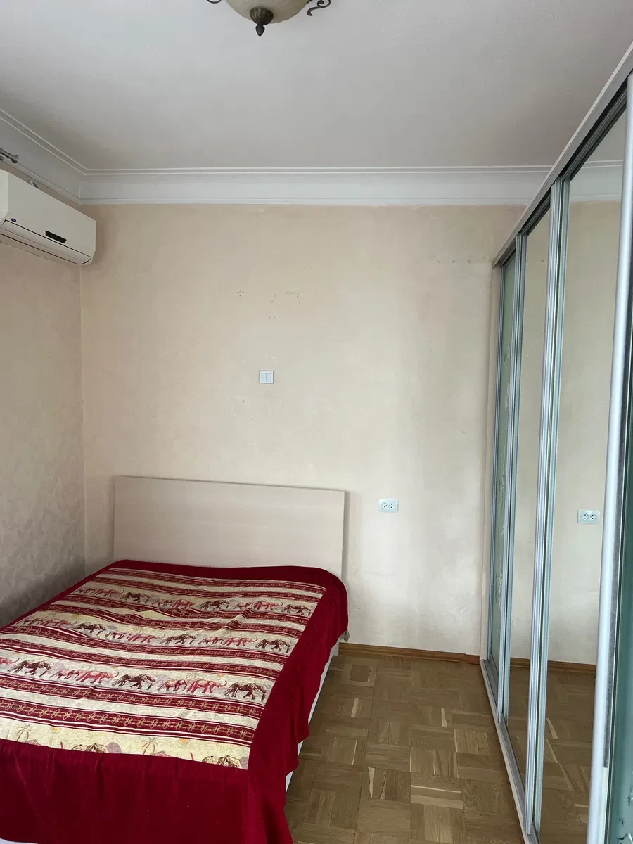 2-кімнатна квартира, Дарницький: кухня 16 м², сталінка, євроремонт - фото 3
